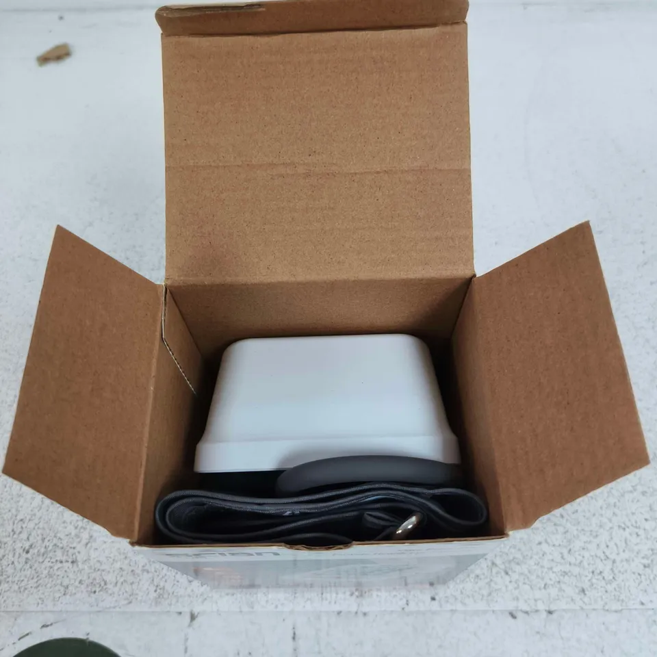 AUTOMATIC UPPER ARM BLOOD PRESSURE MONITOR LD-579 (BOXED)
