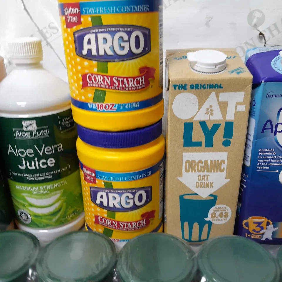 LOT OF 9 ASSORTED FOOD ITEMS TO INCLUDE CHIPOTLE SAUCE, CORN STARCH AND CAPERS
