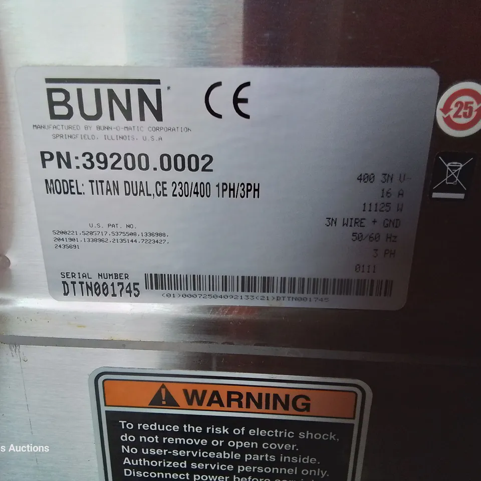 BUNN DUAL TITAN COMMERCIAL COFFEE BREWER