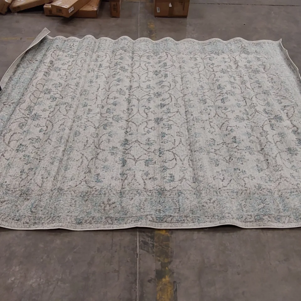 ORIENTAL MACHINE WOVEN AREA RUG IN AQUA/WHITE/GREY - 8' X 10'