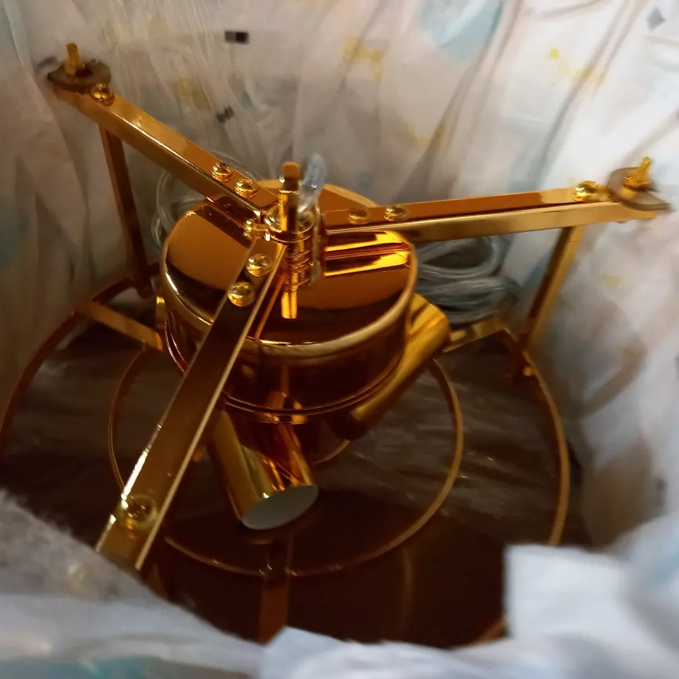 GOLD LOOK 3-LAMP CEILING LIGHT