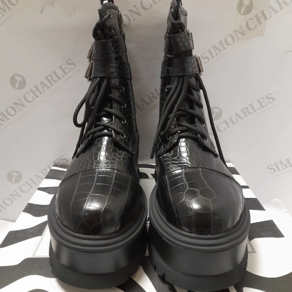 KOI SOPHIE HANNAH SHADOW CROC HYDRA BOOTS, BLACK - SIZE 6