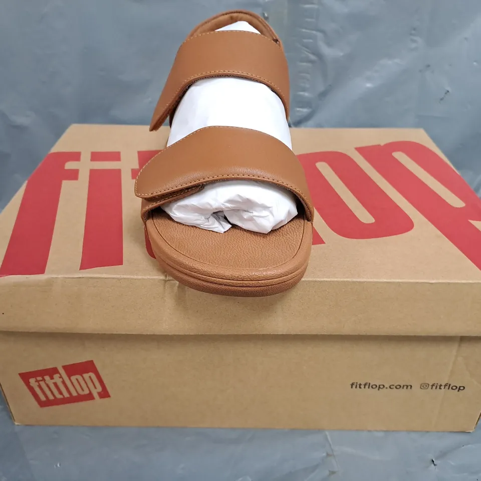 BOXED PAIR OF FITFLOP LULU ADJUSTABLE LEATHER BACK-STRAP SANDALS IN TAN SIZE UK 5