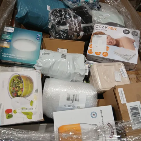 PALLET OF ASSORTED PRODUCTS TO INCLUDE; COZYTEK ELECTRIC BLANKET, KILNER GLASS STORAGE JAR, KITCHEN CRAFT SALAD SPINNER AND LED CEILING LIGHT