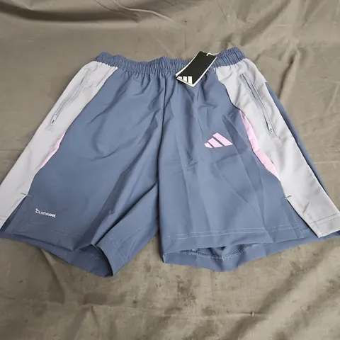 ADIDAS TECH SHORTS IN BLUE MULTI SIZE S 7"