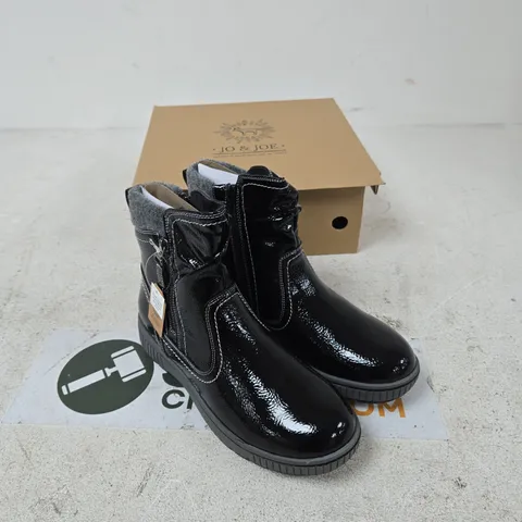 UK 5 JO & JOE SUTTON BLACK CRINKLE PATENT PU BOOTS