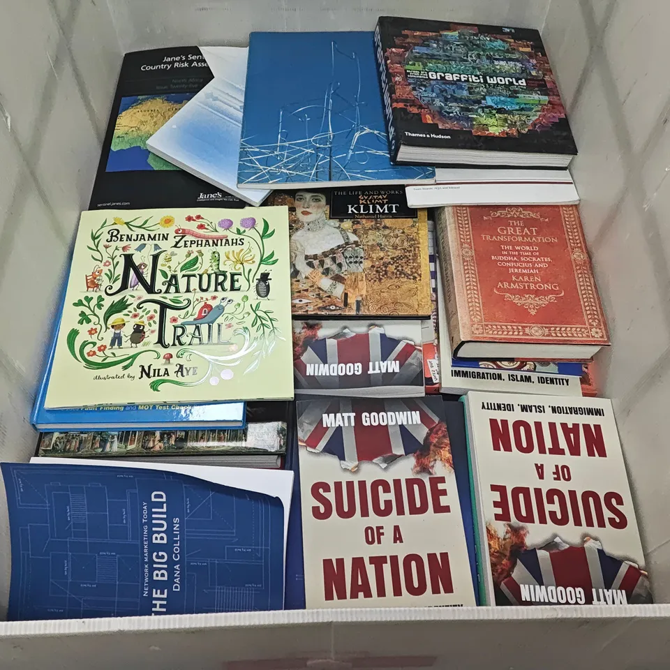 LARGE QUANTITY OF ASSORTED FICTION, NON-FICTION AND CHILDRENS BOOKS