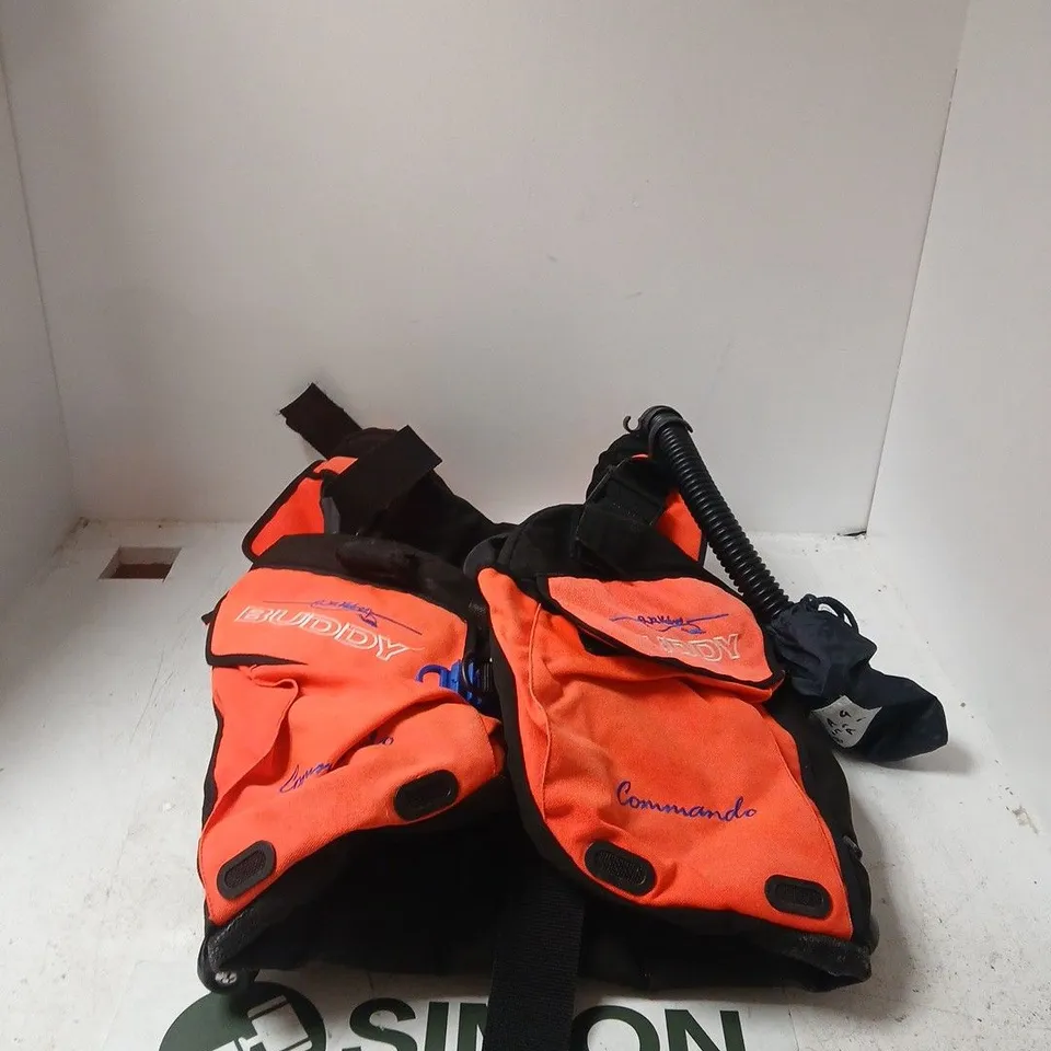 AP VALVES BUDDY COMMANDO SLIMLINE BCD (BUOYANCY CONTROL DEVICE) SCUBA DIVING JACKET WITH REGULATOR SETS