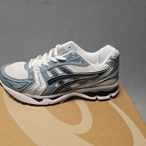BOXED ASICS GEL-KAYANO 14 TRAINERS SIZE 5