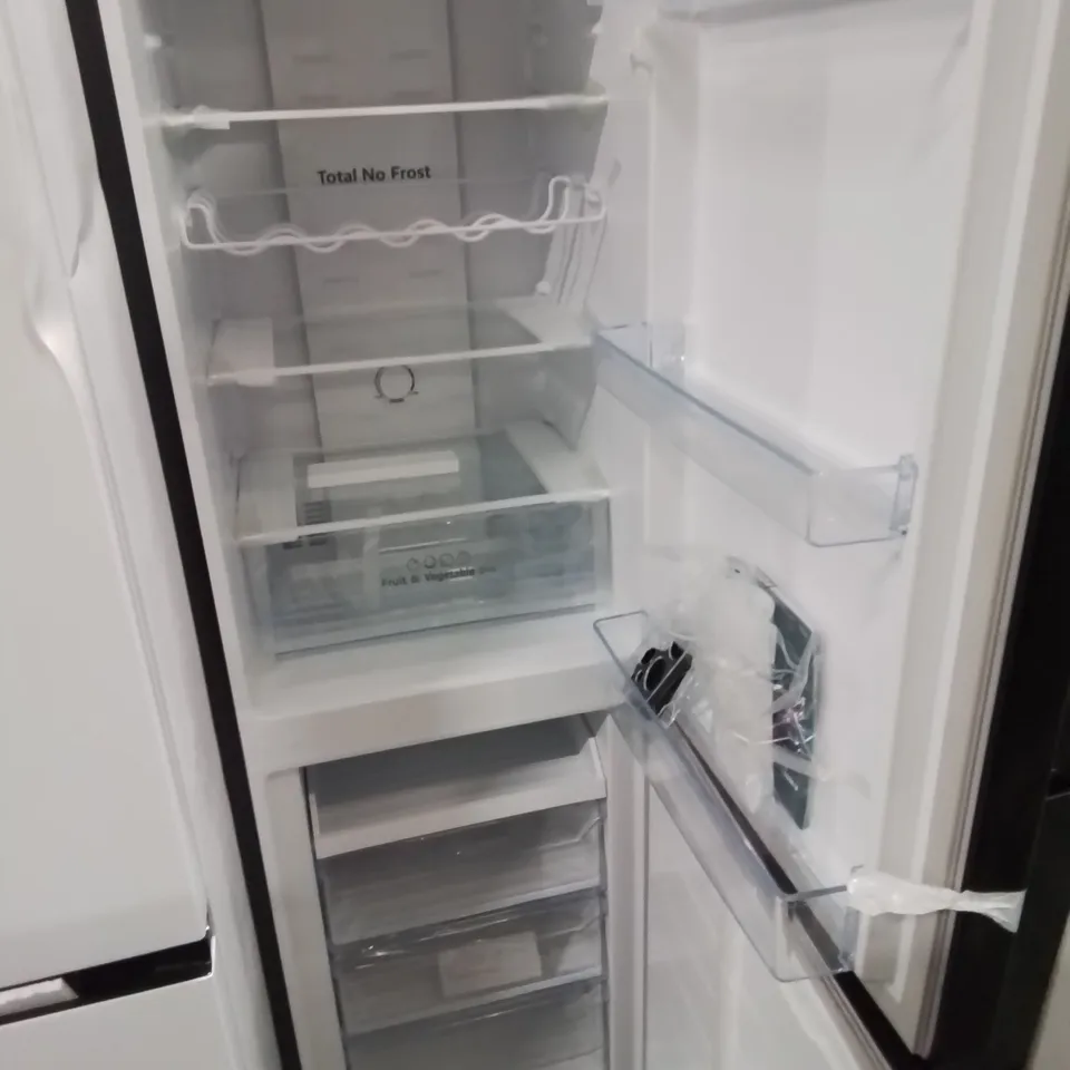 HISENSE RB327N4BBE 55CM FREESTANDING 50/50 FRIDGE FREEZER - 256 LITRE CAPACITY - TOTAL NO FROST -LED LIGHT - REVERSIBLE DOOR - SILVER - E RATED, H182.4 X W55 X D56.2 (CM) [ENERGY CLASS E]