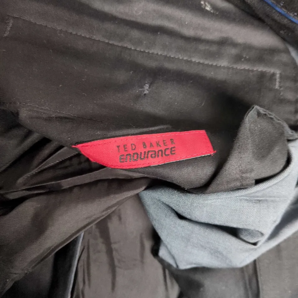 RED BAKER ENDURANCE TROUSERS IN GREY/NAVY - SIZE UNSPECIFIED