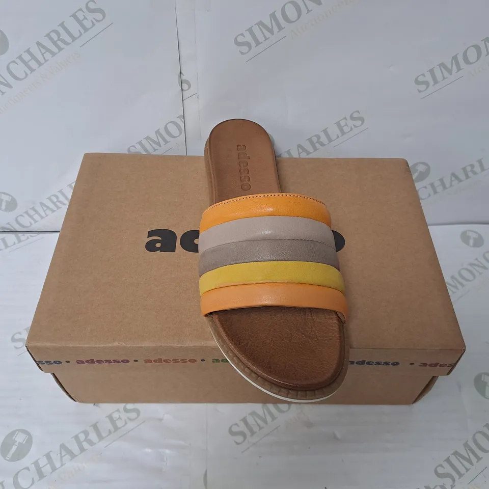 BOXED PAIR OF ADESSO MULTI COLOURED SANDALS SIZE 6