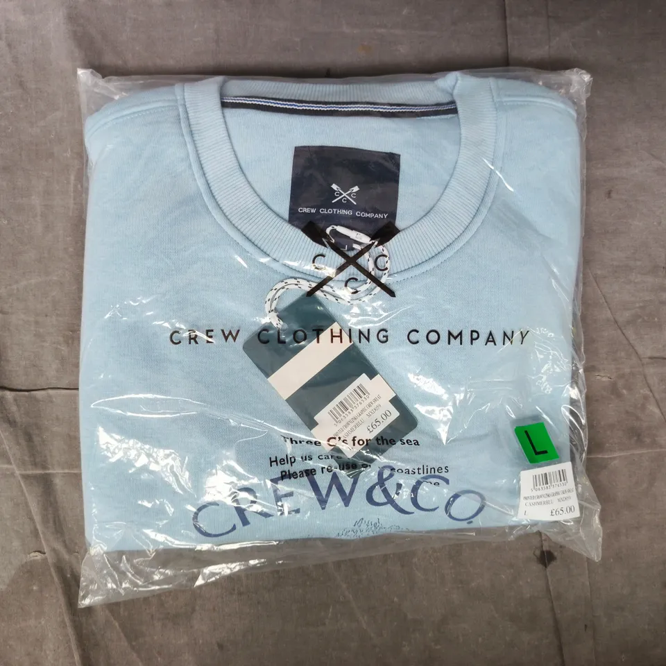 BAGGED CREW CLOTHING COMPANY PRINTED CROWNLINKS GRAPHIC CREW SWEATSHIRT IN LIGHT BLUE SIZE LARGE
