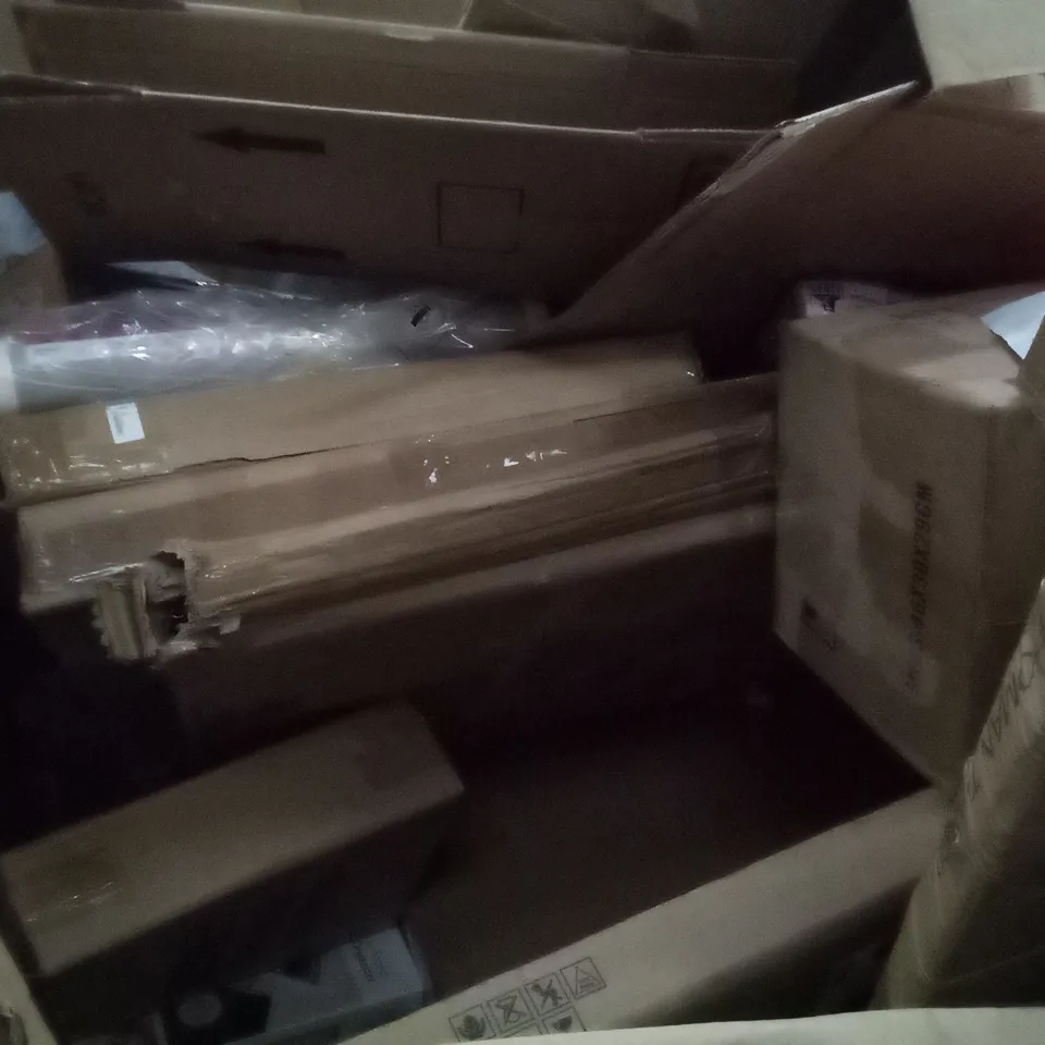 PALLET OF ASSORTED ITEMS INCLUDING PELONIS TOWER FAN, LEVEL8 SUITCASE, FLOATING SHELVES, FLOOR LAMP, DUAL AIR FRYER