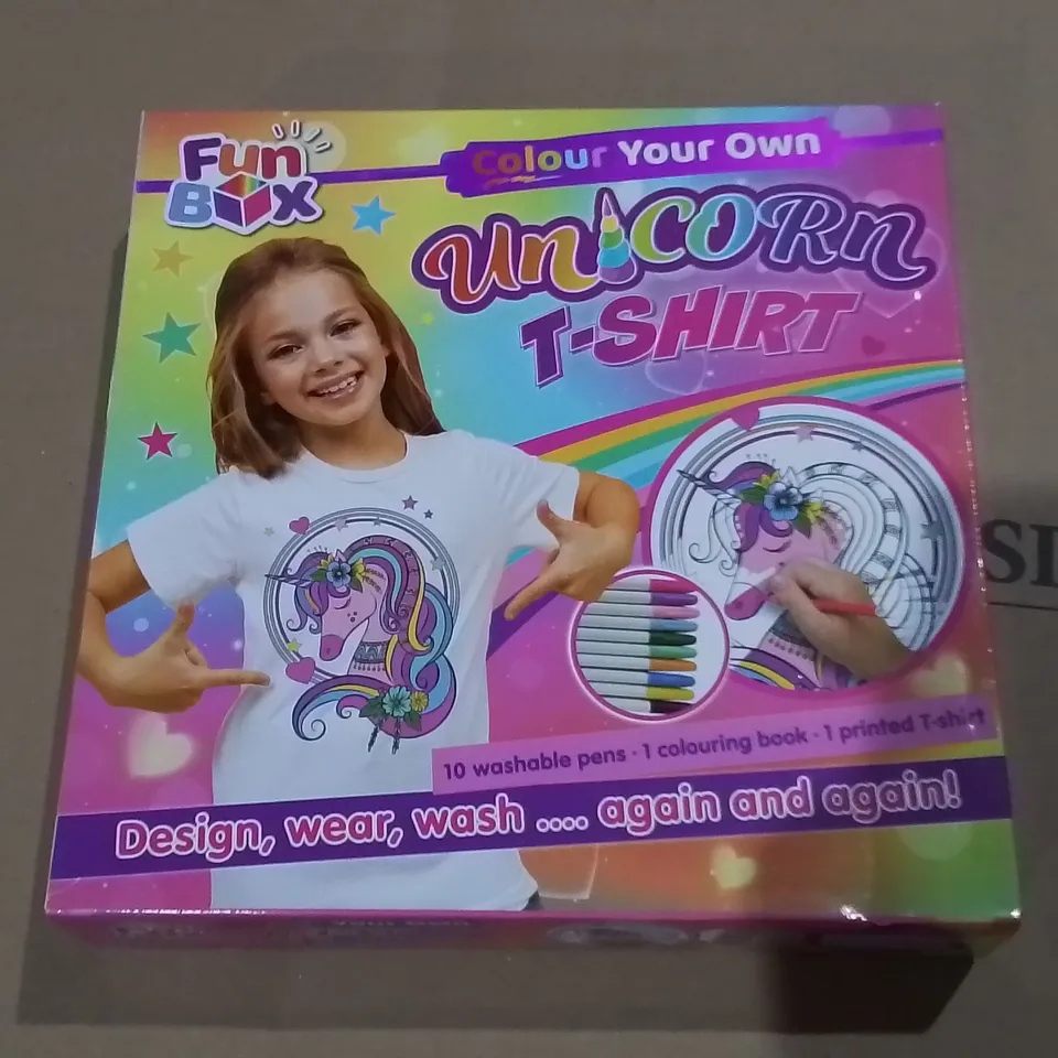 LOT OF 7 BRAND NEW COLOUR YOUR OWN UNICORN T-SHIRT SETS