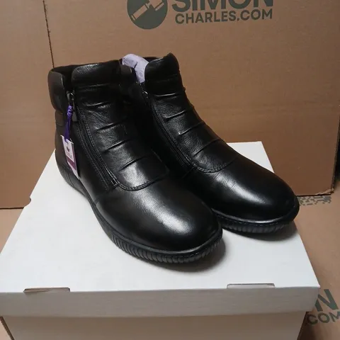 LOTUS LEATHER BLACK ANKLE BOOTS – UK 8