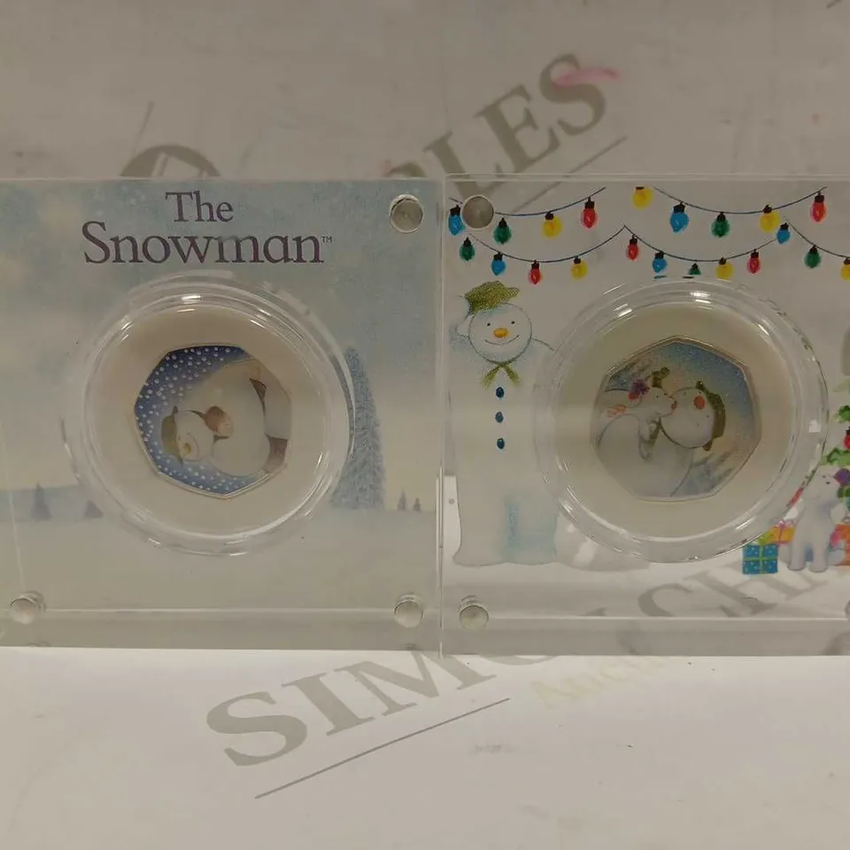 LOT TO CONTAIN 2 X ASSORTED THE ROYAL MINT 'THE SNOWMAN' & 'THE SNOWMAN & THE SNOWDOG' ASSORTED 50P PROOF COINS 