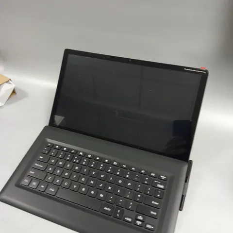 BOXED VENTURE LUNA MAX 14 WITH DETACHABLE KEYBOARD