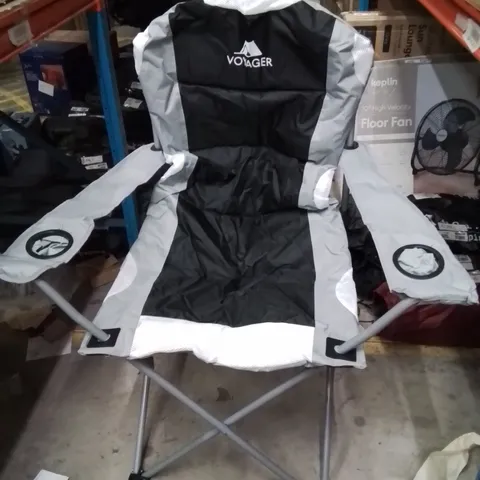 BAGGED VOYAGER CAMPING CHAIR BLACK AND GREY