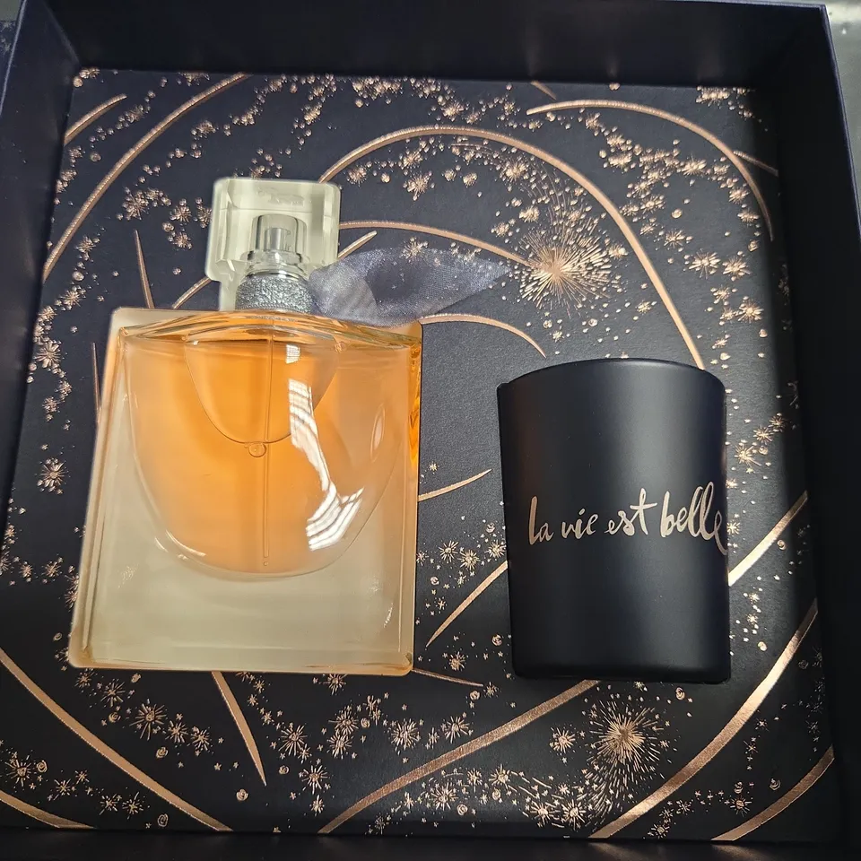 BOXED LANCOME 50ML EAU DE PARFUM AND CANDLE SET