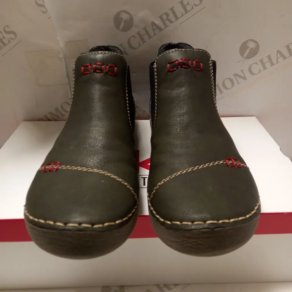 RIEKER CHELSEA GREEN BOOTIES - SIZE 6