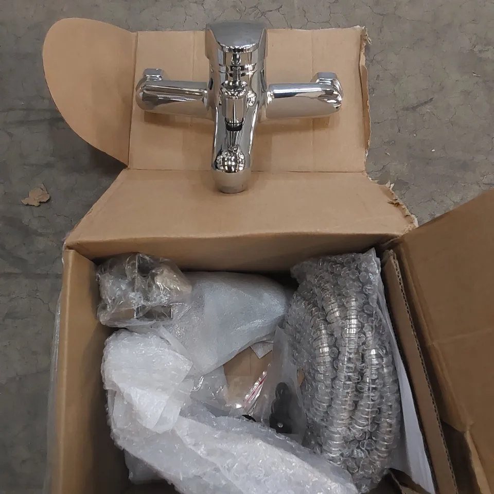 BOXED BATHROOM SHOWER MIXER BATHTUB MIXER