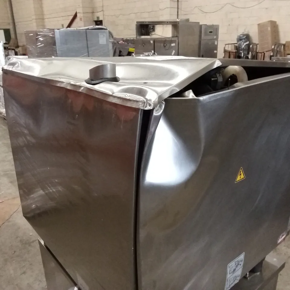 RATIONAL SCC WE61 COMMERCIAL COMBI OVEN ON MOBILE TROLLEY BASE