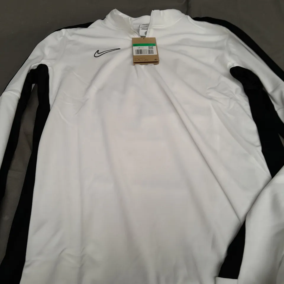 NIKE DRI FIT QUARTER ZIP TOP - XL KIDS