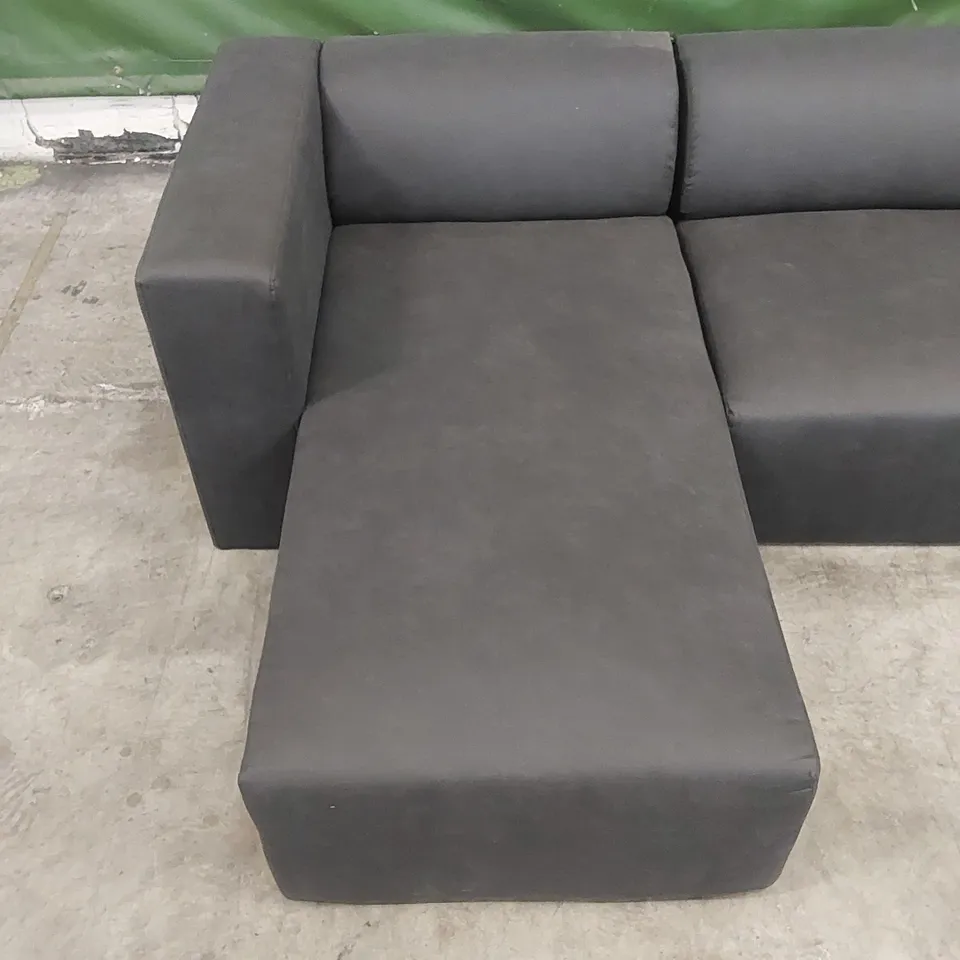 DESIGNER CLARKSON FABRIC CHAISE SOFA - BLACK