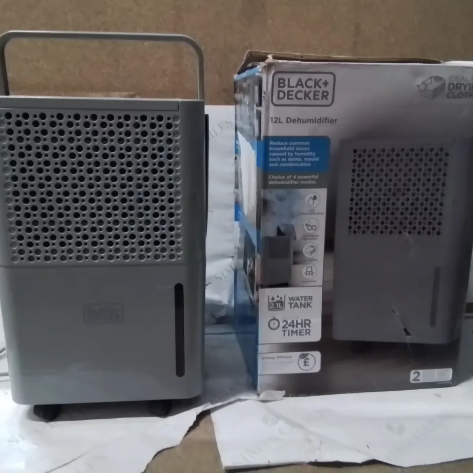 BOXED BLACK+DECKER 12L DEHUMIDIFIER