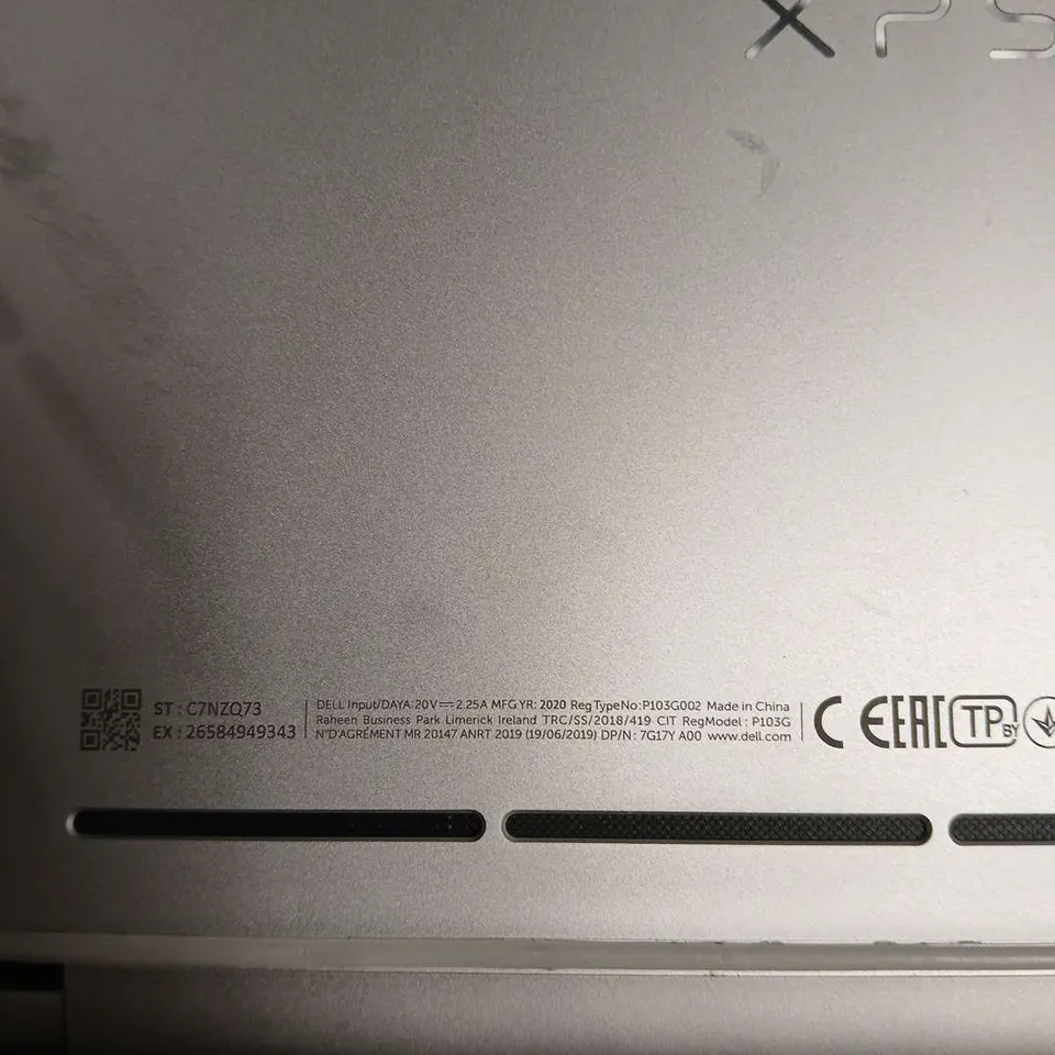 DELL XPS LAPTOP – SILVER