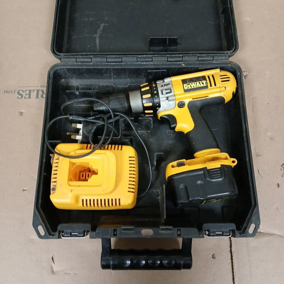 CASED DEWALT XPR DC935 TYPE 10 WITH BATTERY 