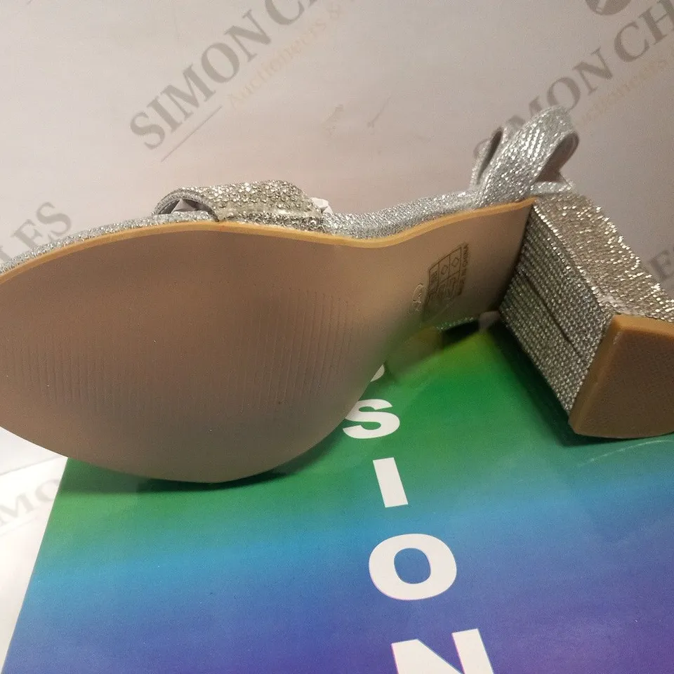 BOXED FUSION BE71 SILVER SIZE 7