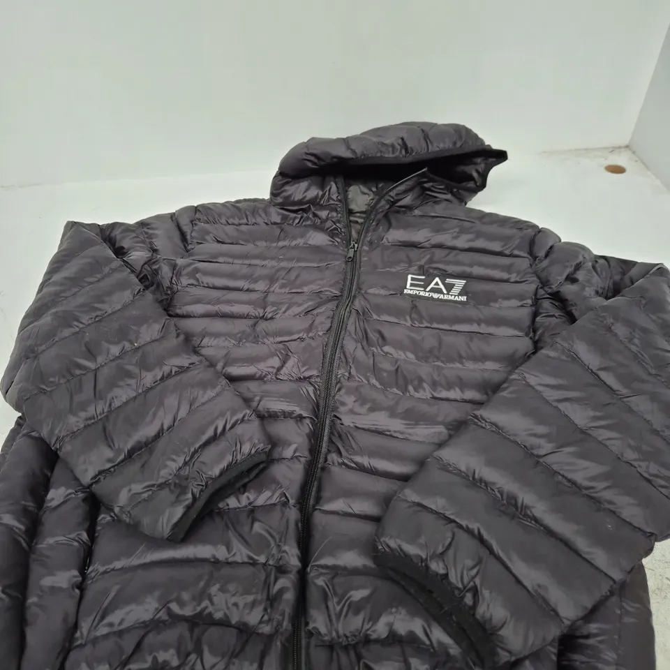 EMPORIO ARMANI EA7 PUFFER JACKET - SIZE UNSPECIFIED 