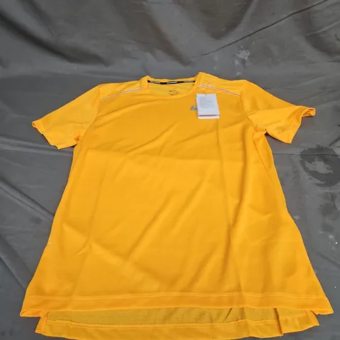 NIKE DRI-FIT RUNNING TEE IN NEON ORANGE SIZE S