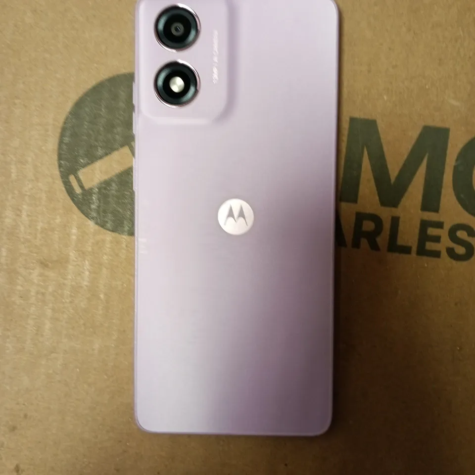 MOTOROLA MOTO E14 IN PINK