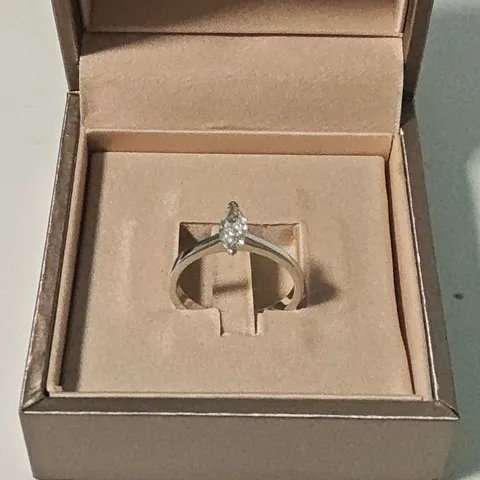 18CT WHITE GOLD SOLITAIRE RING SET WITH A MARQUISE CUT NATURAL DIAMOND