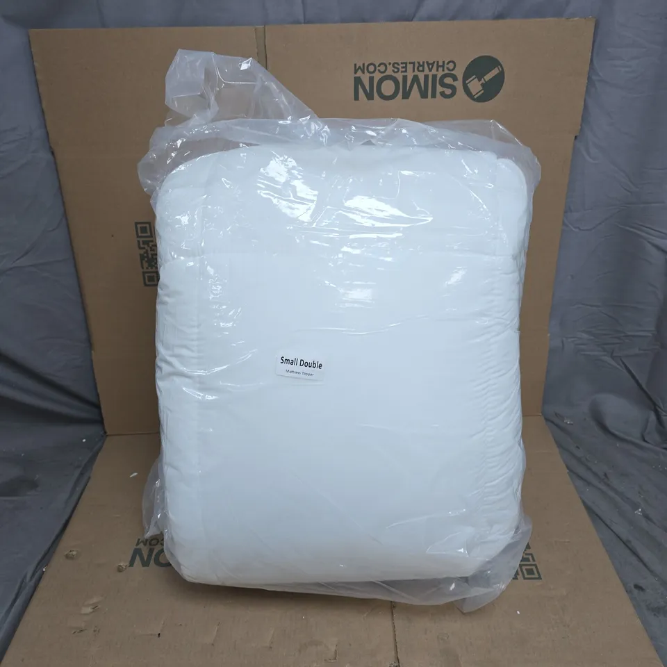 SMALL DOUBLE MATTRESS TOPPER – PLASTIC WRAPPED