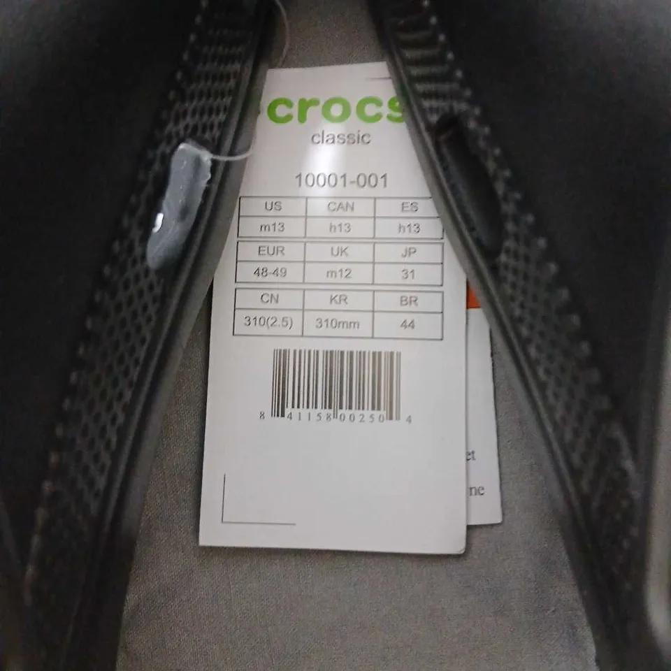 CROCS CLASSIC CLOG – BLACK, MEN’S UK 12 (US 13)