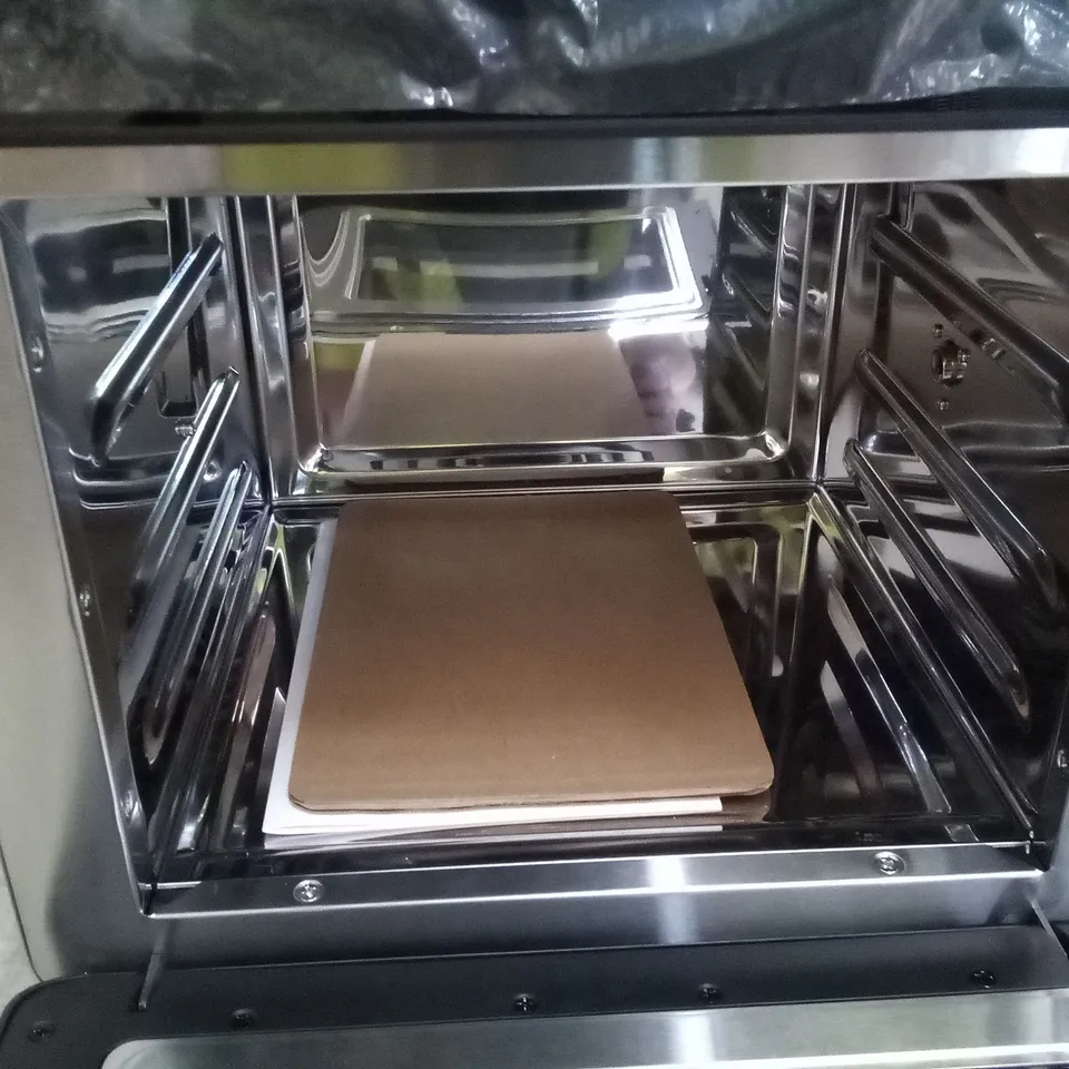 BOXED LINEA 14.5L AIR FRYER OVEN WITH ACCESSORIES
