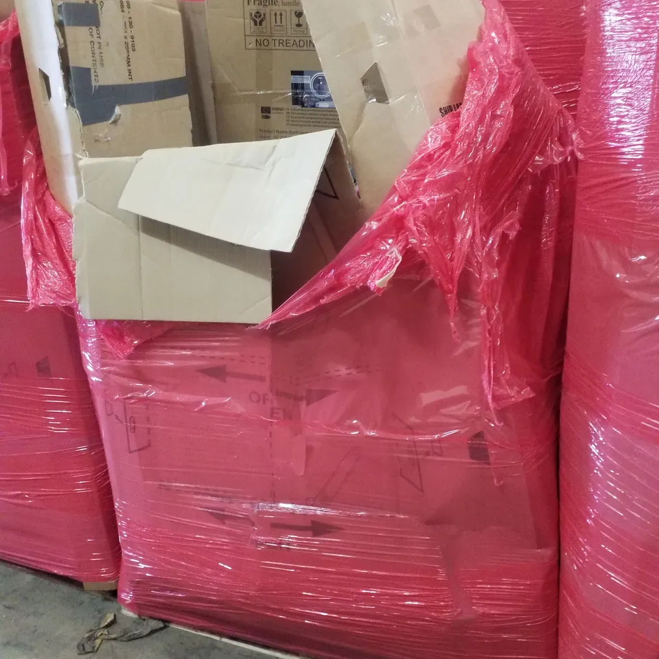 PALLET CONTAINING ASSORTED PRODUCTS INCLUDING BATHROOM MIRROR, KIDS TRICYCLE & CAMPING TENTS