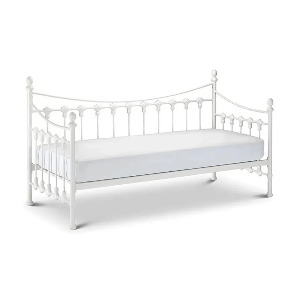 BOXED BEHR DAYBED (TRUNDLE NOT INCLUDED) (1 BOX)