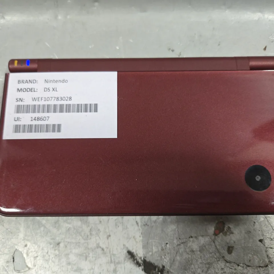 NINTENDO DS XL