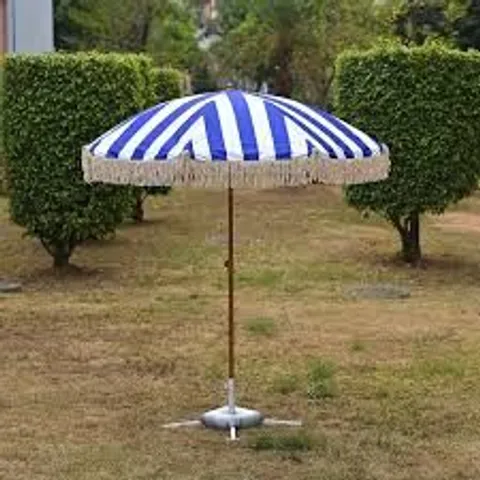 BOXED LIVMORE UV+WATERSHIELD 2M PARASOL IN BLUE