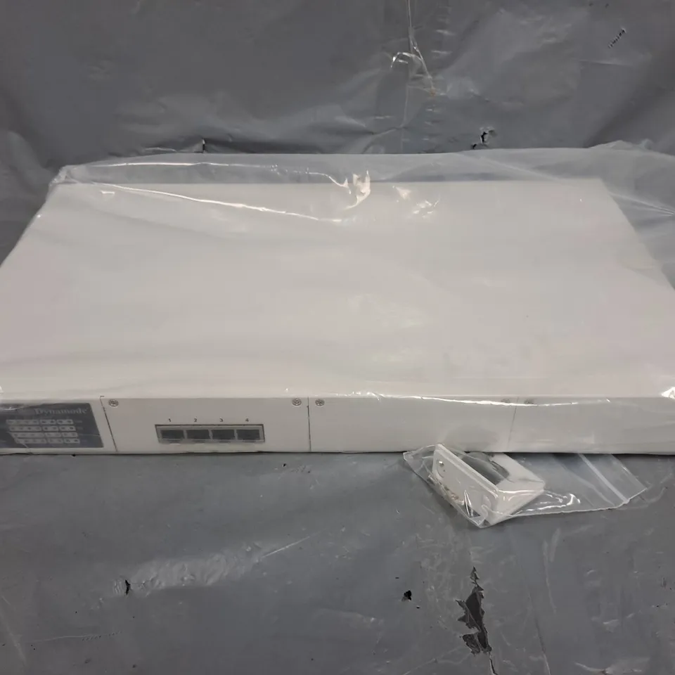 INTELLIGENT 8-PORT GIGABIT SWITCH