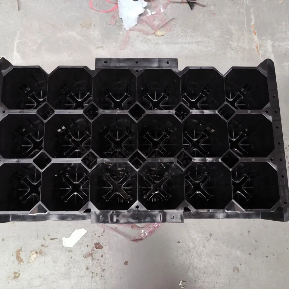 LOT OF 3 PLANT POT TRAYS STACKABLE