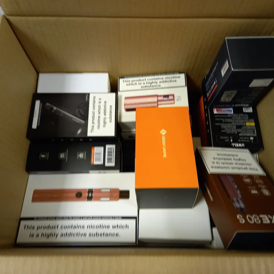 BOX OF APPROXMATELY 30 E-CIGARETTES AND LIQUIDS TO INCLUDE VAPORESSO TARGET 100 MOD, VAPORESSO LUXE 80 S, GEEKVAPE L200, ETC