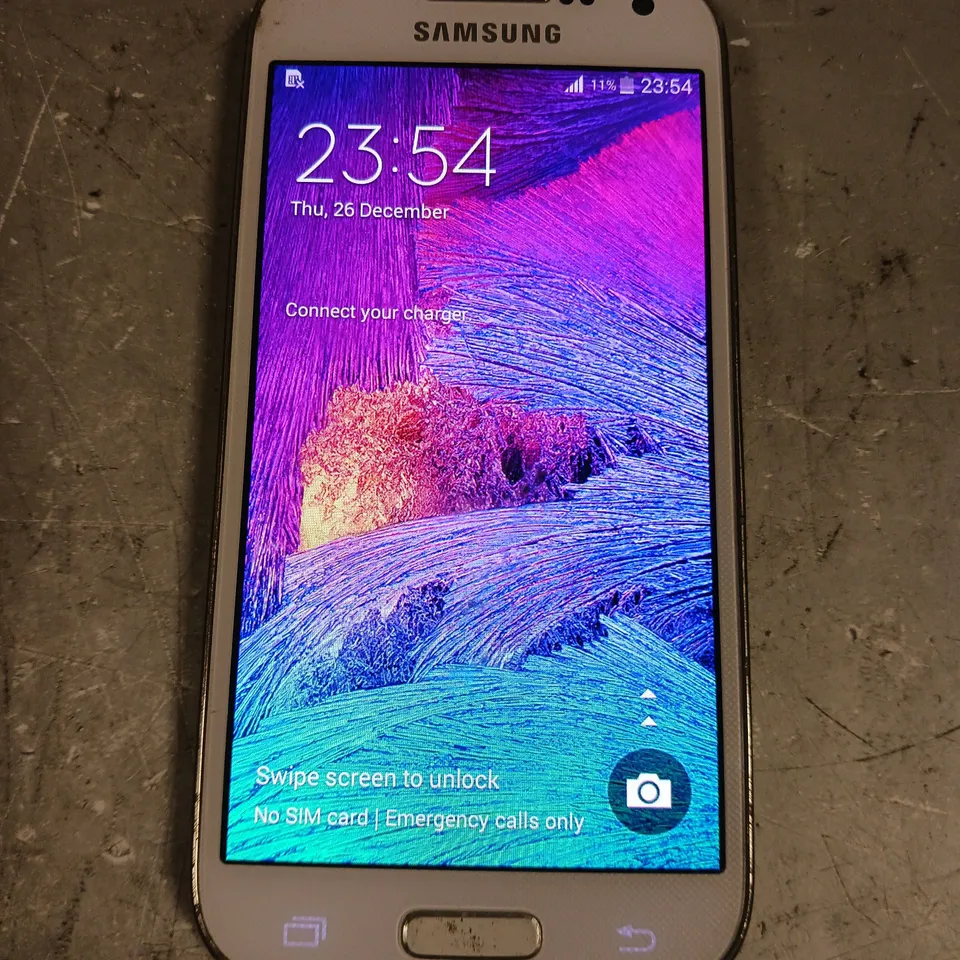 SAMSUNG GALAXY S4 MINI SMARTPHONE 