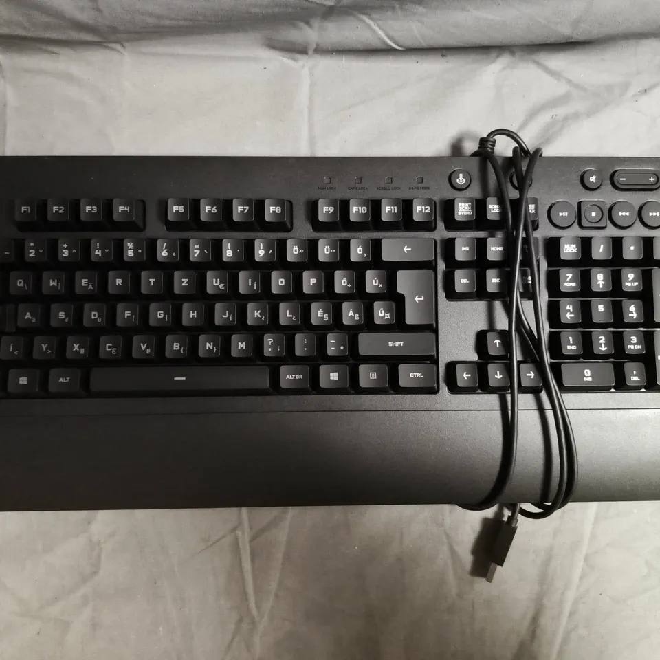 LOGITECH G213 GAMING KEYBOARD