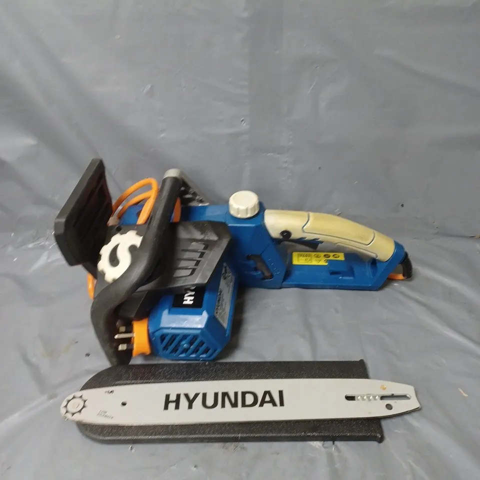 HYUNDAI 16" ELECTRIC CHAINSAW HYC2400E